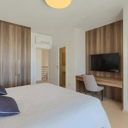 Bursic Holiday home